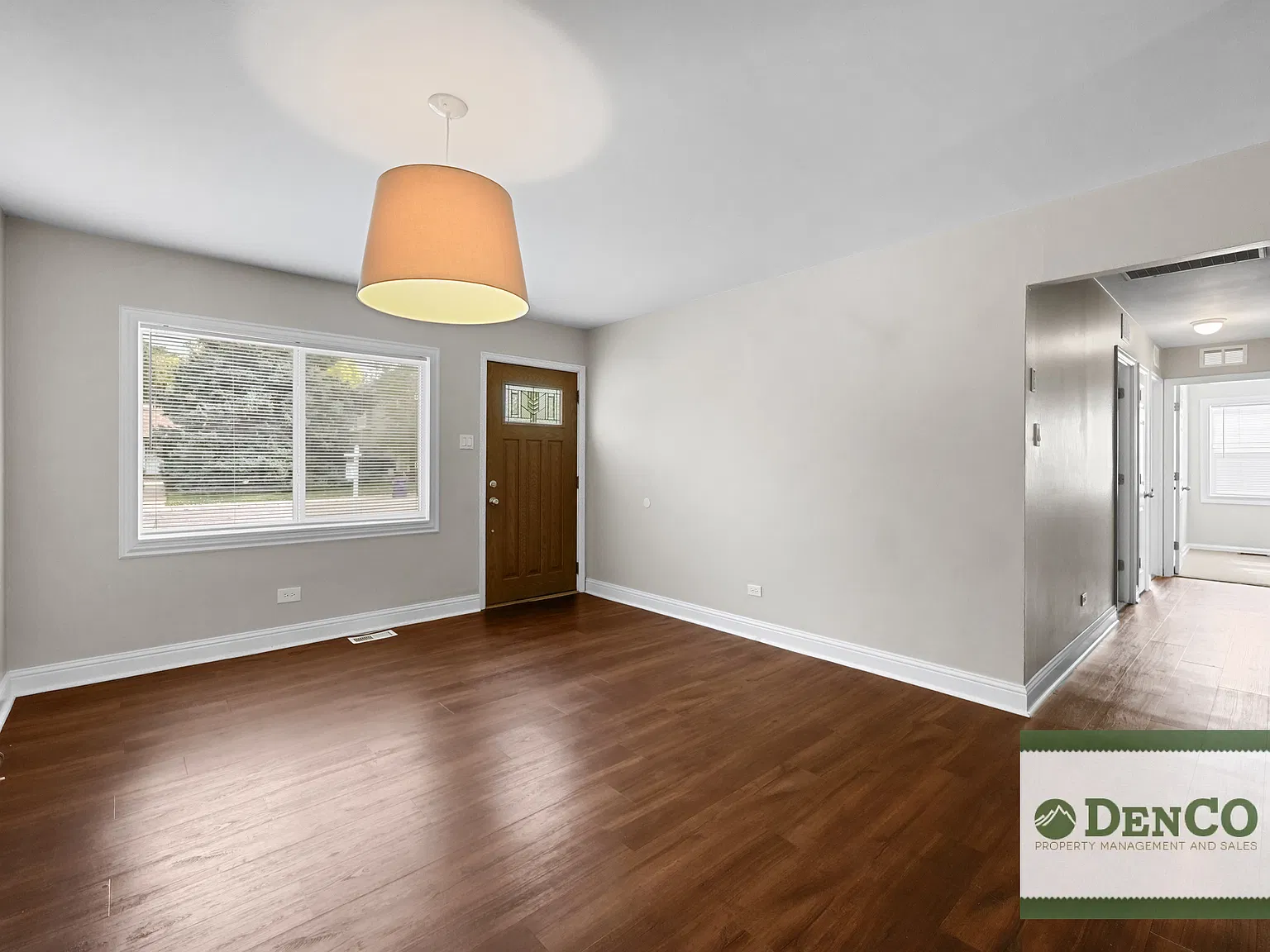 3 bed, 1365 sqft, $2,900 — Photo 3