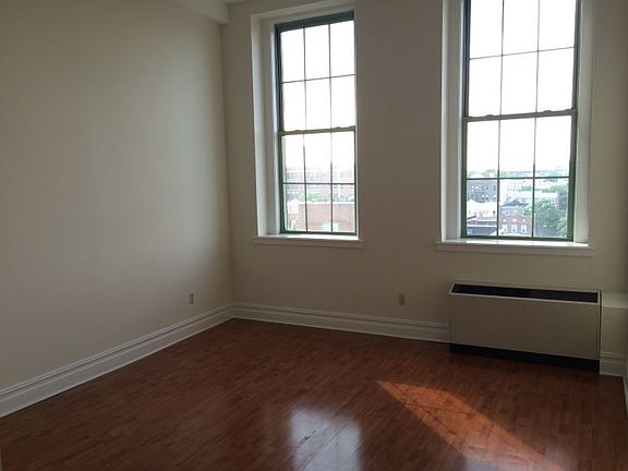 4th image of 45-02 Ditmars Blvd #504