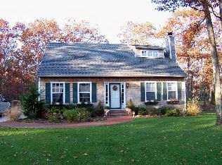 24 Wendy Ln, Bridgehampton, NY 11932