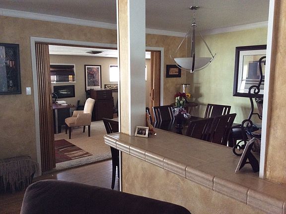 4th image of 3601 Cardenas Pl NE