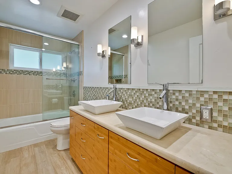 Guest bathroom
