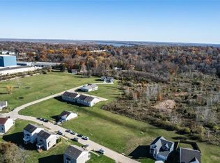 10940 John James Dr, Saint Louis, MO 63137