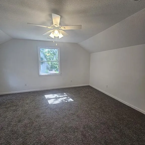 325 S Elm St — Photo 13