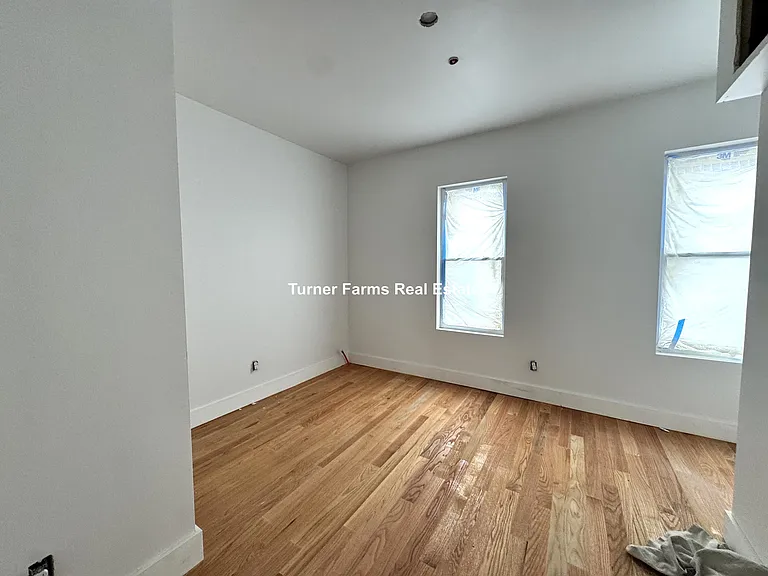 82 Marion St #1 — Photo 9