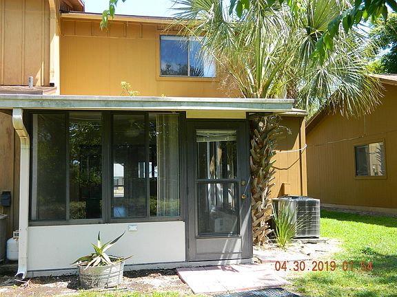 5th image of 176 W Sandalwood Ct