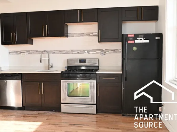 5616 S Prairie Ave #3, Chicago, IL 60637