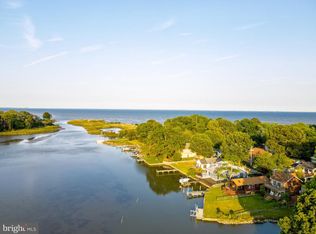 952 Main St, Deale, MD 20751