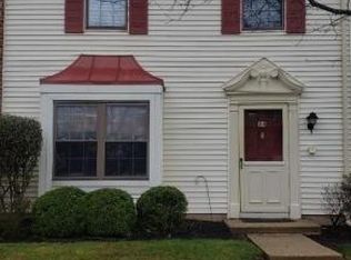 84 Pear Tree Ln, Franklin Park, NJ 08823