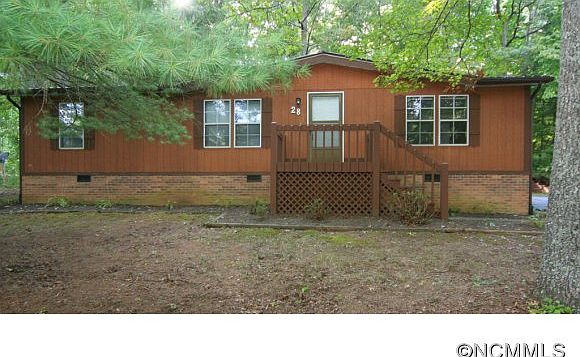 1st image of 28 Woodscape Dr