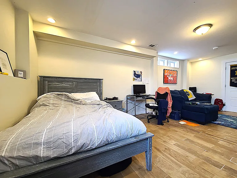 1 Larose Pl — Photo 10