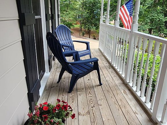 5th image of 4113 Les Arbres Dr