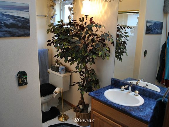 5th image of 110 Cakesosta Avenue SE
