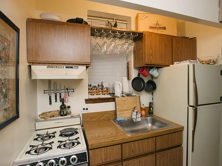 126 E 83rd St #3 — Photo 7