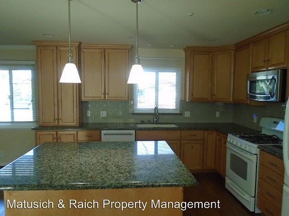 5th image of 2949 Lansford Ave