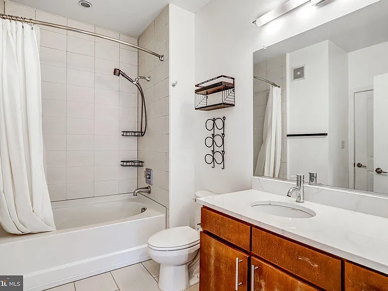 8005 13th St #403 — Photo 7