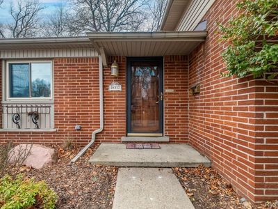 16317 Riverside Dr, Livonia, MI, 48154