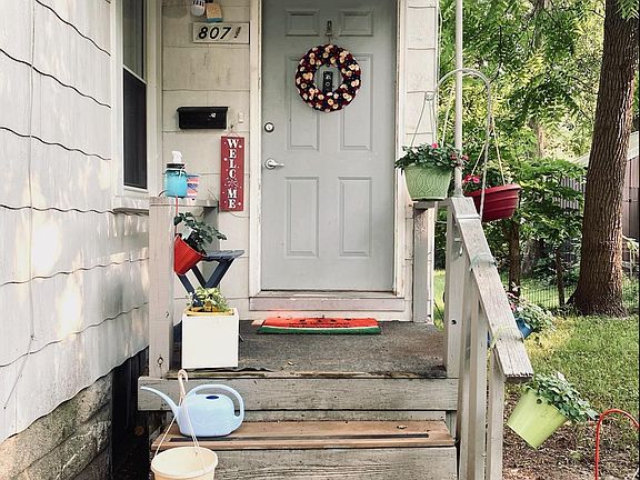 Unit 2 private entrance