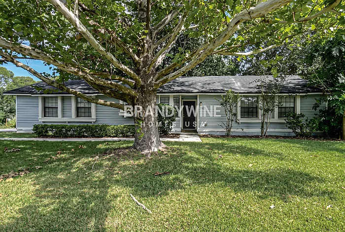 3 bed, 2.0 bath, 1591 sqft, $1,960 — Photo 2