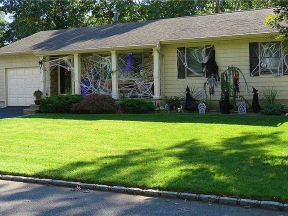 2nd image of 1026 Washington Ave