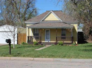 1003 N Harrison St, Hutchinson, KS 67501