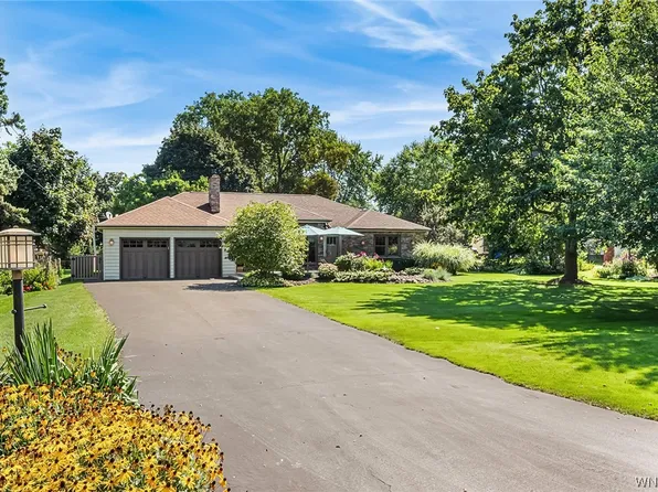 3803 Lower River Rd, Youngstown, NY 14174