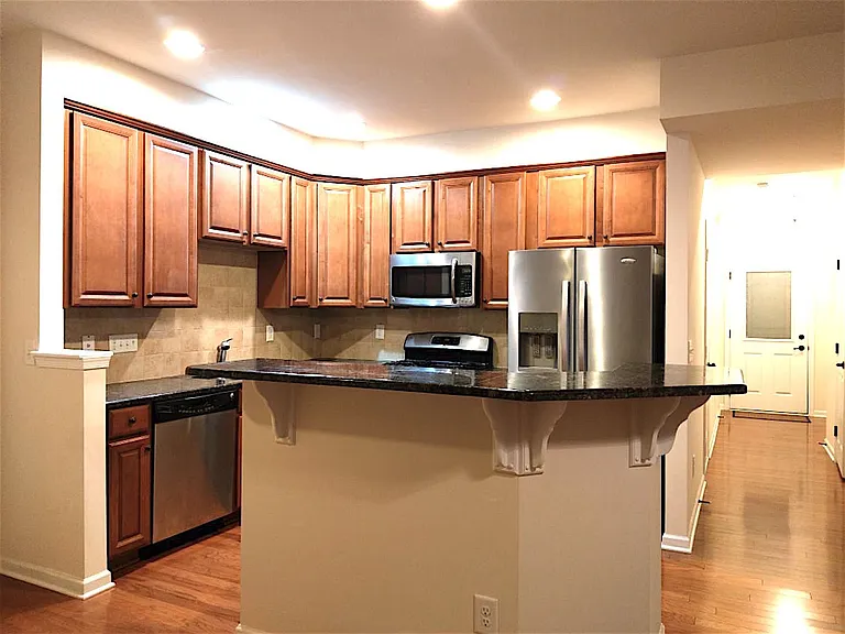 447 Panorama View Loop — Photo 9
