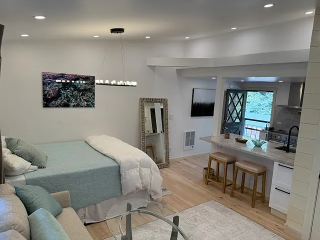 7610 N Lake Blvd #33 — Photo 4