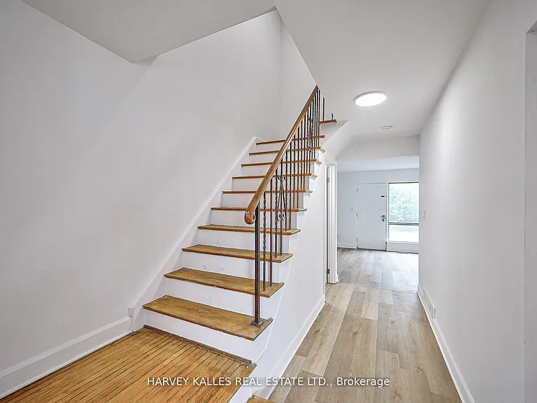 2012 Sheppard Ave W #Townhouse 102 — Photo 7