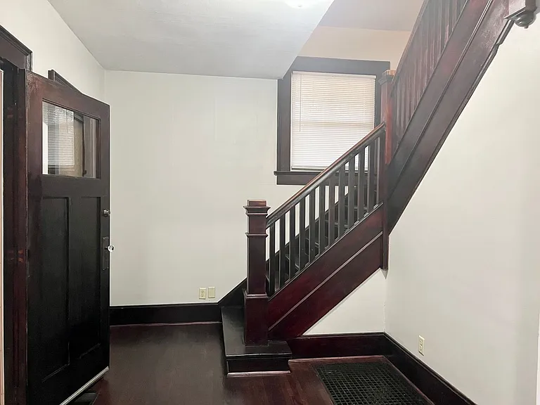 830 S 9th St — Photo 17