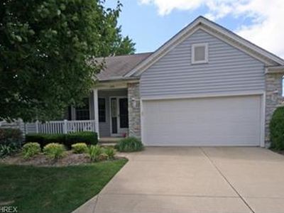 105 Stonehedge Dr, Elyria, OH, 44035