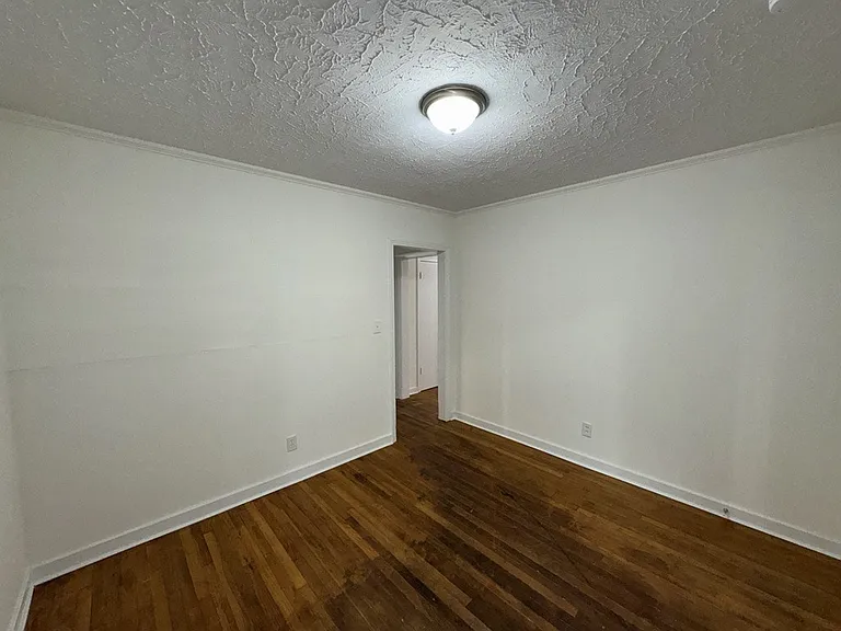 3147 Shirley Dr — Photo 15