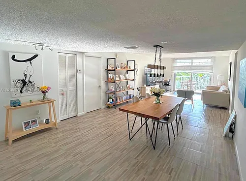 210 Sea View Dr #405 Photo 1
