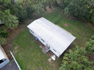 1305 Sweeney Dr, Ruskin, FL 33570
