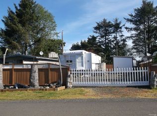 132 Victoria Loop NE, Ocean Shores, WA 98569