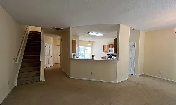 3931 Fountain Village Ln — Photo 15