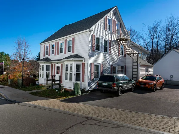 4 Water Street, Newmarket, NH 03857