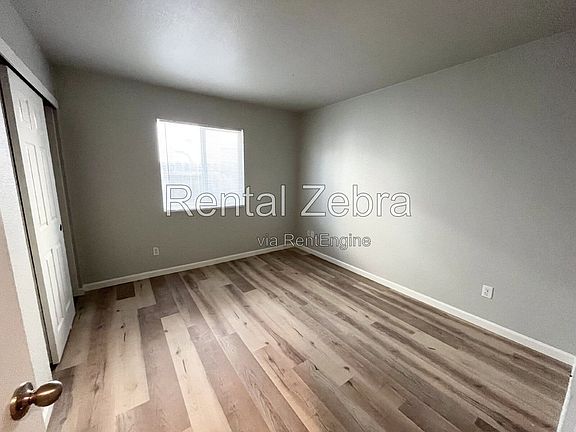 3rd image of 1386 Dynes St