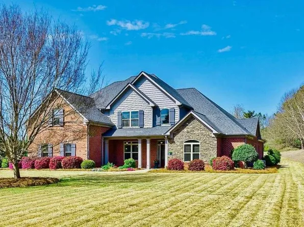 1118 Coneflower Ln, Statham, GA 30666