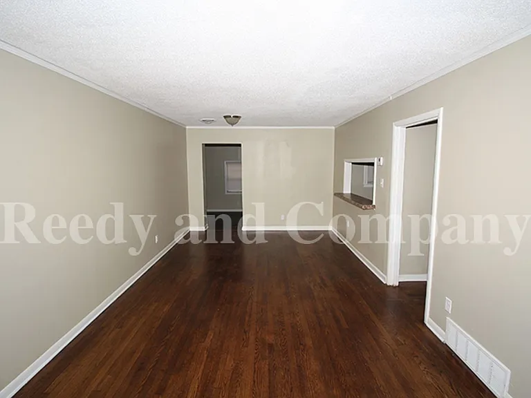 1749 S Perkins Rd — Photo 4