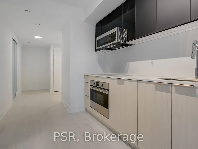 308 Jarvis St #422 — Photo 18