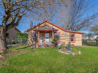 3020 Leonard Rd, Grants Pass, OR 97527