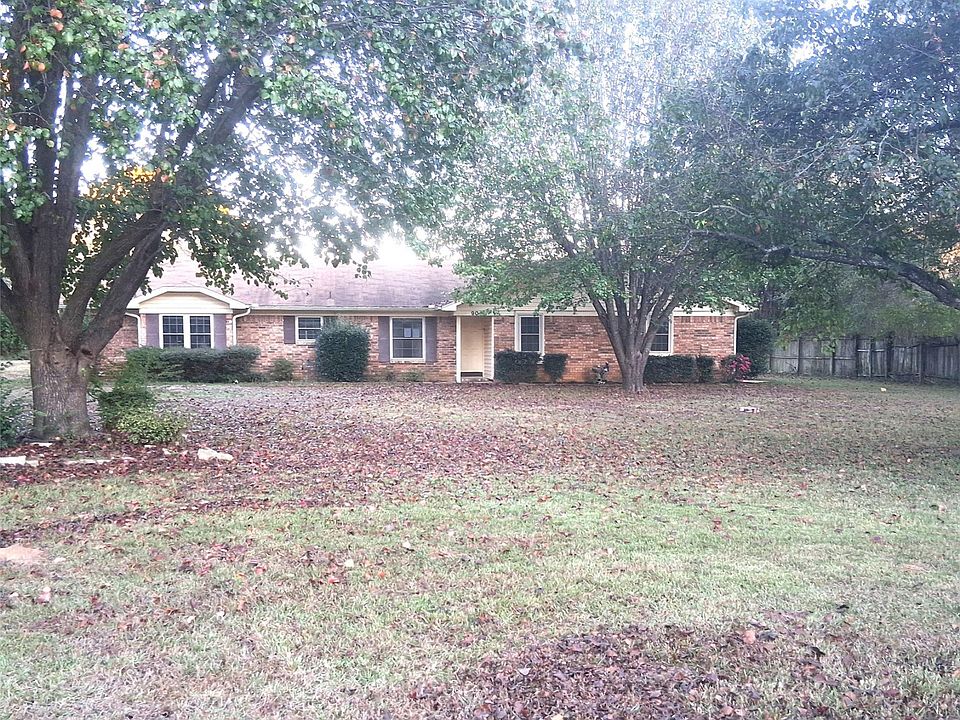 1st image of 904 Pine Meadow Dr
