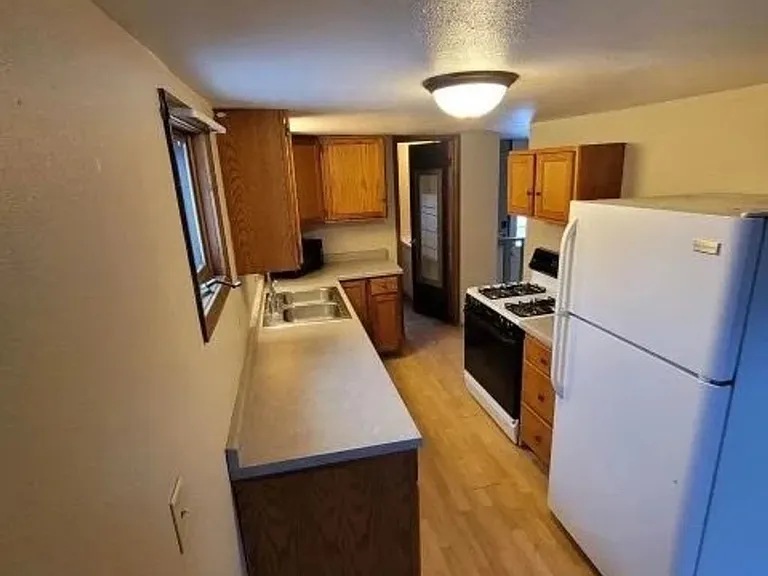 204 N Court St — Photo 4