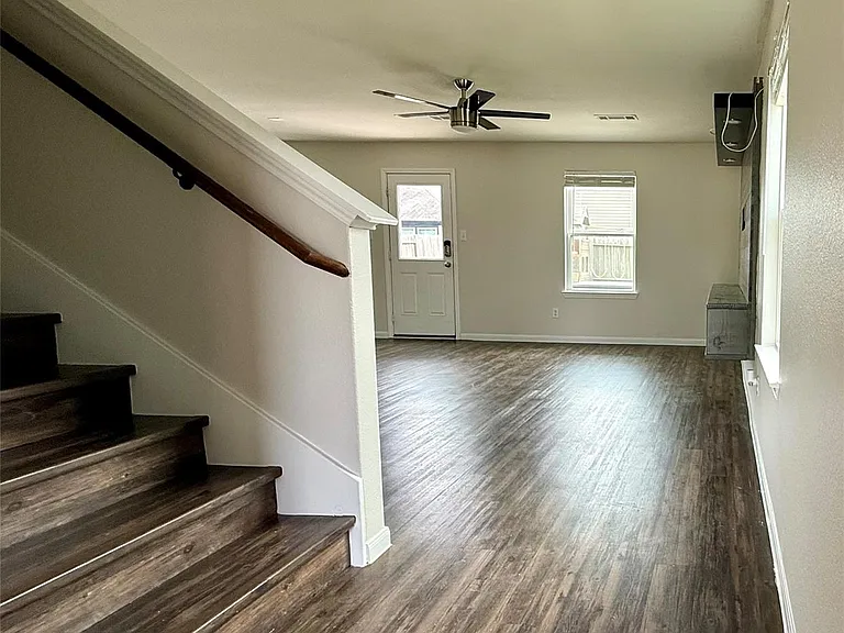 24059 Hay Needle Ln — Photo 2
