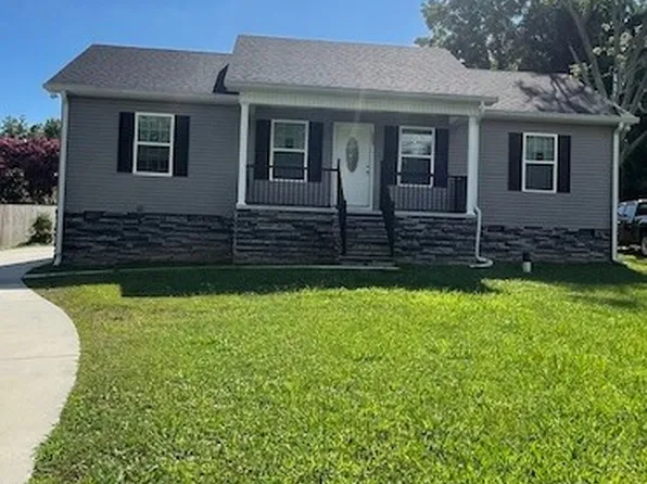 209 Cedar Ln, Tullahoma, TN 37388