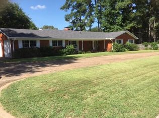 111 Tulip St, White Oak, TX 75693