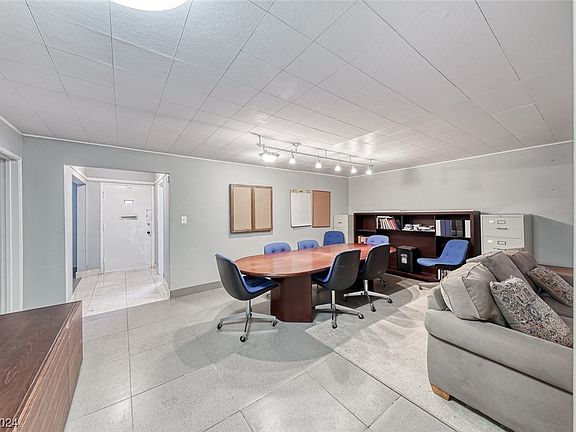 5th image of 2312 Santa Paula Dr