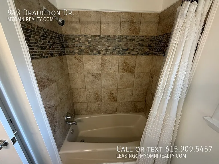 943 Draughon Dr — Photo 11