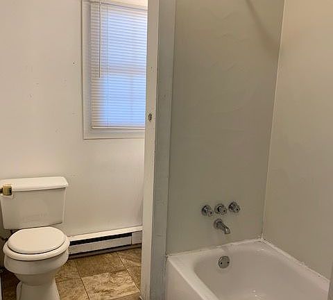 4th image of 617 N 18th St #2