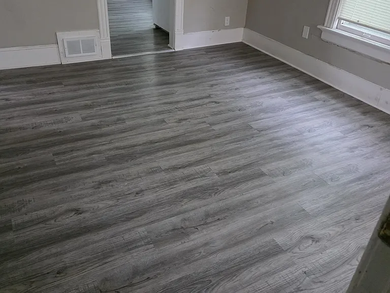 2308 W Clarke St — Photo 1